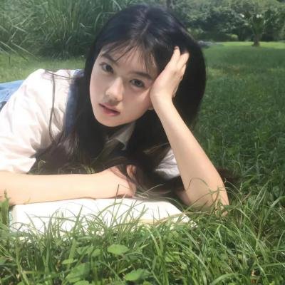 我手执封神榜身背打神鞭下山